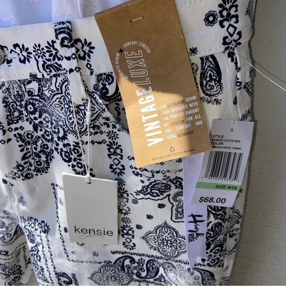 NWT Vintage Lux ultimate high rise skinny Jeans from Kensie. Raw edged hem. - Picture 4 of 9